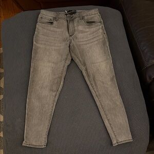 Kut from the Kloth Women’s Petite Slim Cropped Gray Jeans